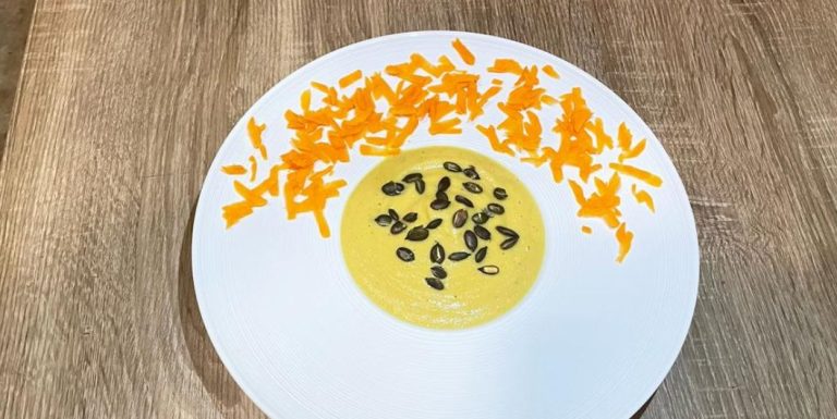 Soupe De Chou-fleur Aux Carottes