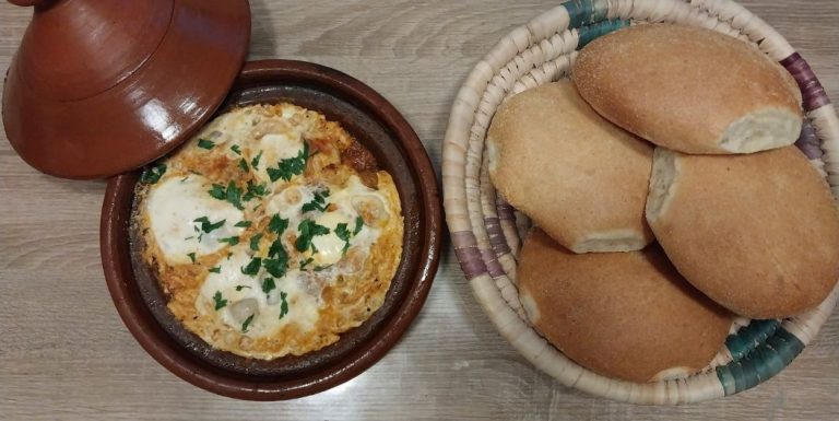 Tajine De Kefta  Aux  Œufs